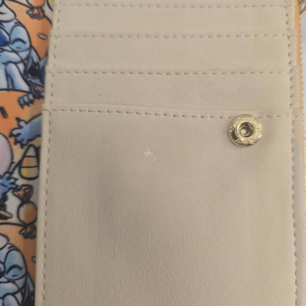 Loungefly Disney Lilo & Stitch Candy Corn Sundae Stitch Ziparound Wallet - Picture 4 of 9